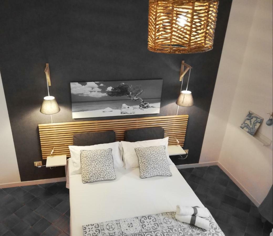 B&B Vicolo Stretto 살레르노 외부 사진