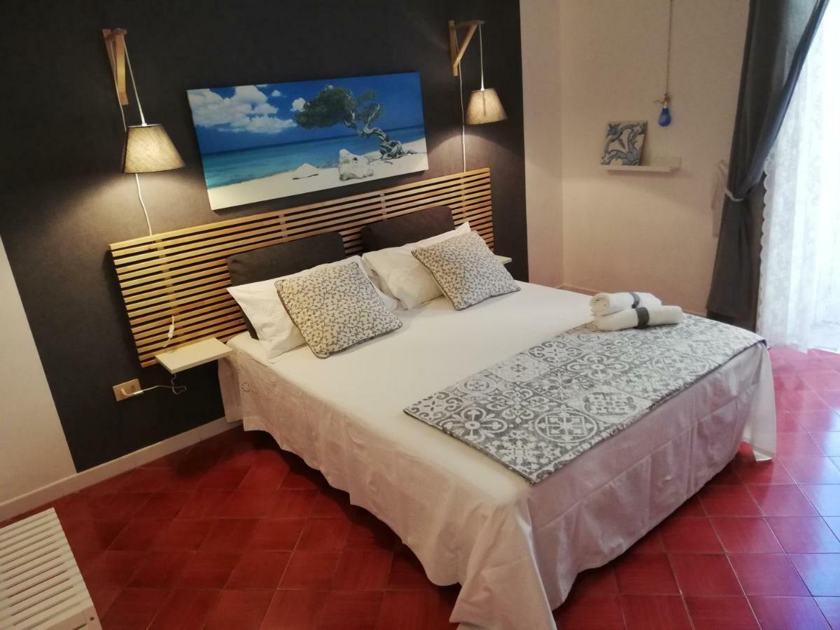 B&B Vicolo Stretto 살레르노 외부 사진