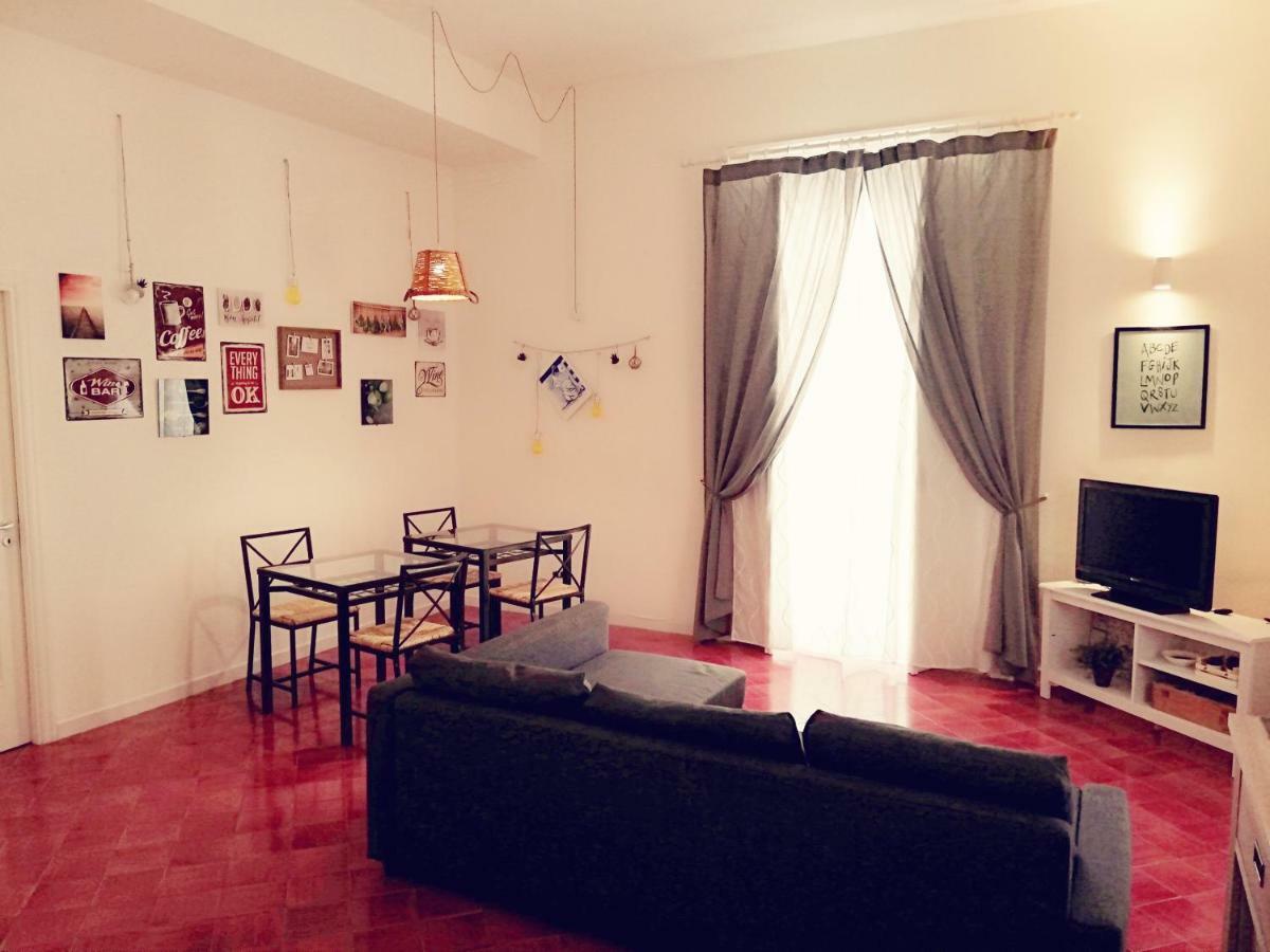 B&B Vicolo Stretto 살레르노 외부 사진