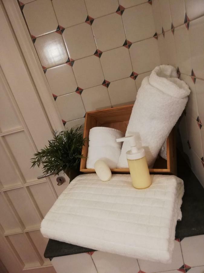 B&B Vicolo Stretto 살레르노 외부 사진