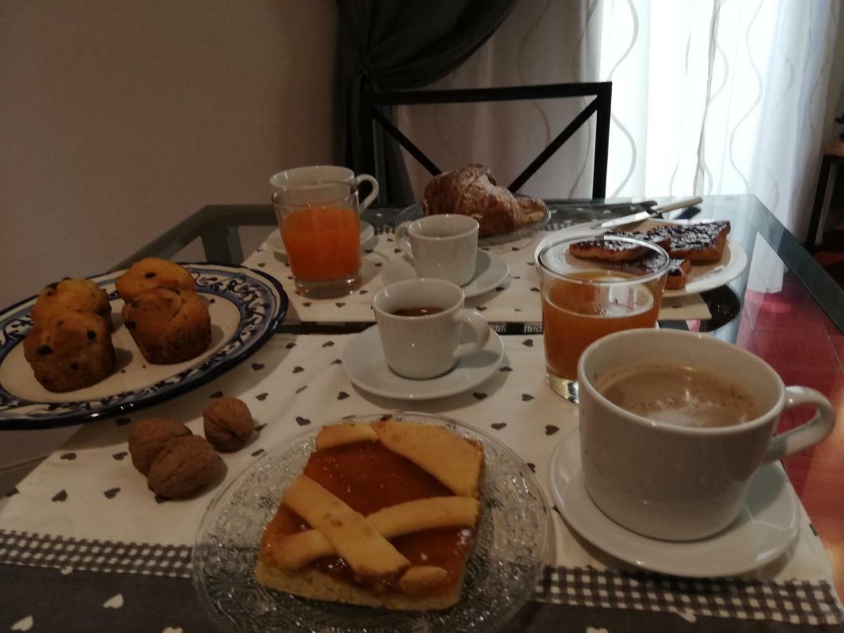 B&B Vicolo Stretto 살레르노 외부 사진